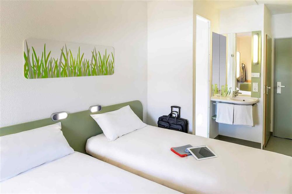 Ibis Styles Les Sables Olonne Otel Oda fotoğraf